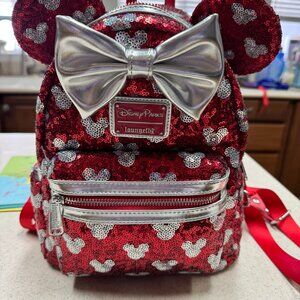 Loungefly Mini Minnie Mouse backpack